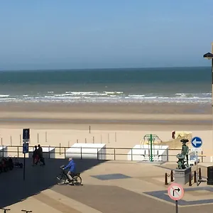  Appartement Spacieux Au Coin De La Plage België